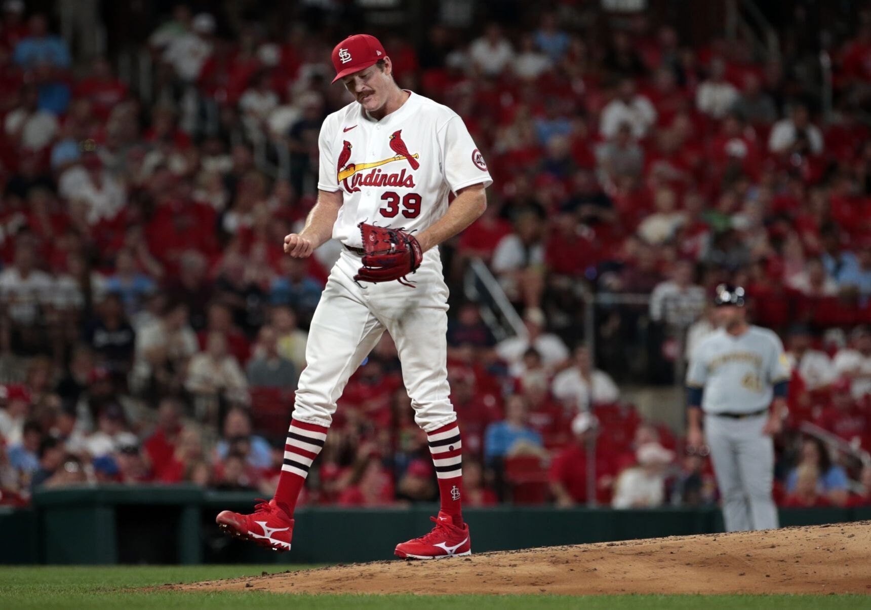 Cardinals, Brewers play second game of home stand